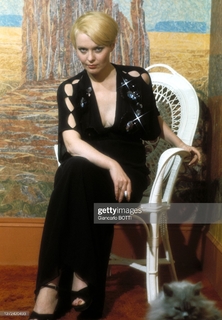 Jean Seberg feet photo 7