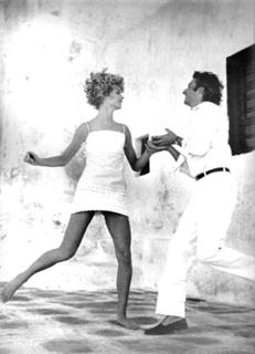 Jean Shrimpton feet photo 4