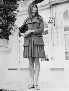 Jean Shrimpton feet photo 13