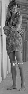 Jean Shrimpton feet photo 8