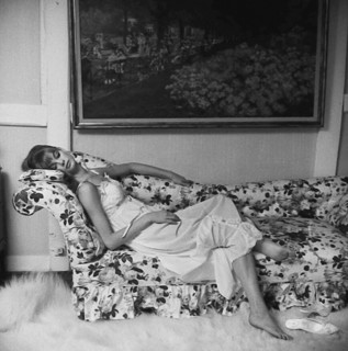 Jean Shrimpton feet photo 15