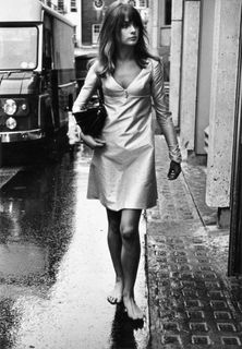 Jean Shrimpton feet photo 1