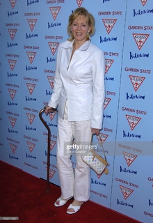 Jean Smart feet photo 10