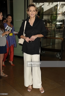 Jean Smart feet photo 4