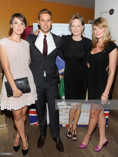 Jean Smart feet photo 3