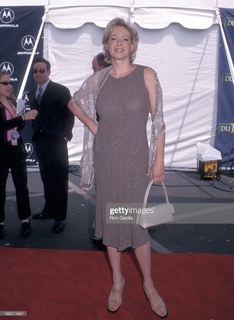 Jean Smart feet photo 17