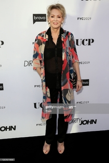 Jean Smart feet photo 7