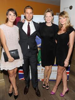 Jean Smart feet photo 8