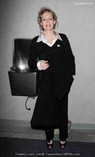 Jean Smart feet photo 7