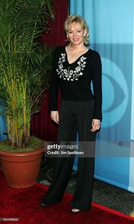 Jean Smart feet photo 12
