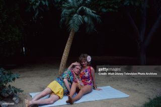 Jean Smart feet photo 3