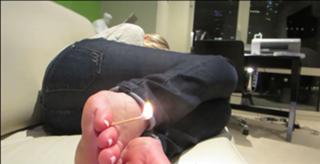 Jeana Smith feet photo thumbnail
