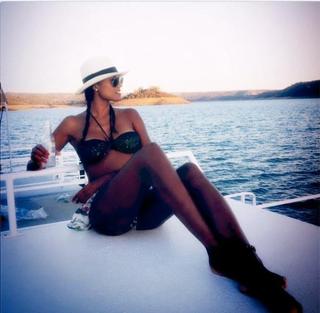 Jeanene Fox feet photo 9