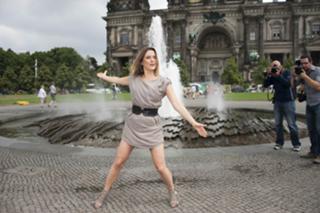 Jeanette Biedermann feet photo thumbnail