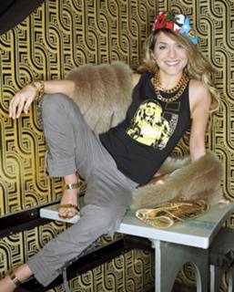 Jeanette Biedermann feet photo thumbnail