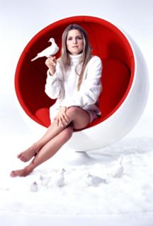 Jeanette Biedermann feet photo thumbnail