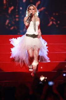 Jeanette Biedermann feet photo thumbnail