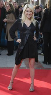Jeanette Biedermann feet photo thumbnail
