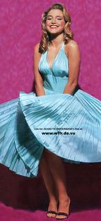 Jeanette Biedermann feet photo thumbnail