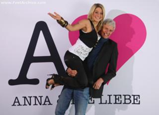 Jeanette Biedermann feet photo thumbnail