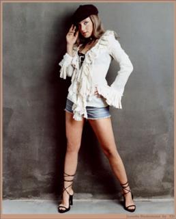 Jeanette Biedermann feet photo thumbnail