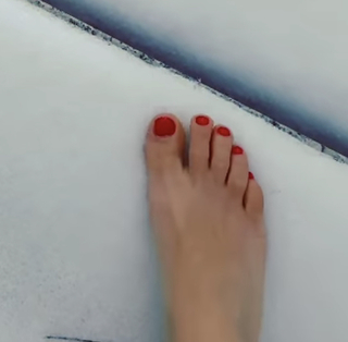 Jeanette Biedermann feet photo thumbnail