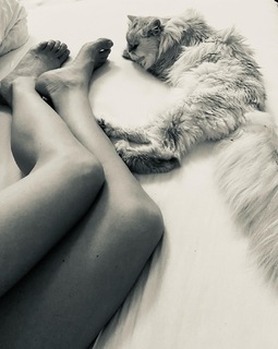 Jeanette Biedermann feet photo thumbnail