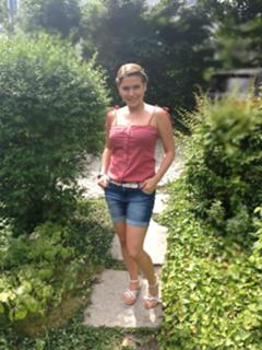 Jeanette Biedermann feet photo thumbnail