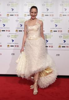 Jeanette Hain feet photo 10