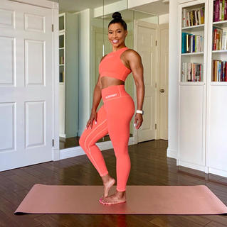 Jeanette Jenkins feet photo 1