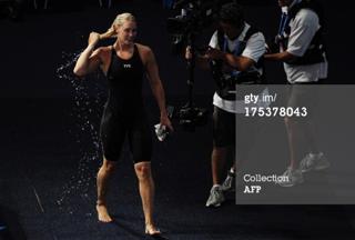 Jeanette Ottesen feet photo 9