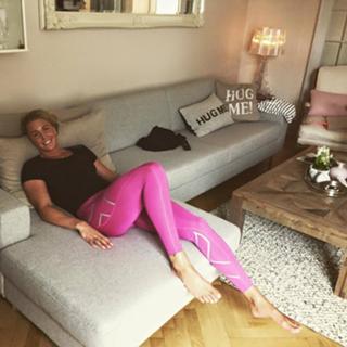 Jeanette Ottesen feet photo 8