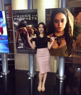 Jeanine Mason feet photo 4