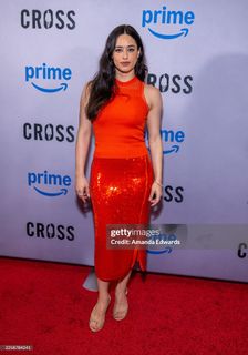 Jeanine Mason feet photo 6