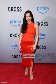 Jeanine Mason feet photo 5
