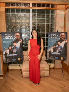 Jeanine Mason feet photo 2