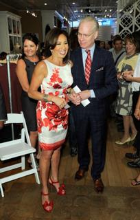 Jeanine Pirro feet photo thumbnail
