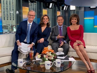 Jeanine Pirro feet photo thumbnail