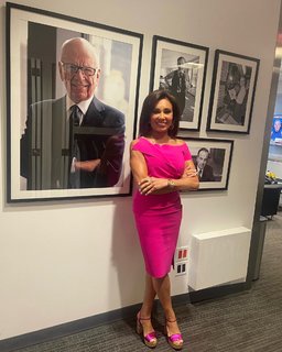 Jeanine Pirro feet photo thumbnail