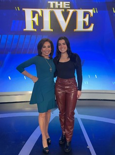 Jeanine Pirro feet photo thumbnail