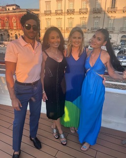 Jeanine Pirro feet photo thumbnail