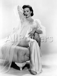 Jeanne Crain feet photo 1