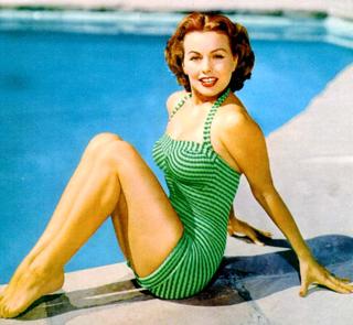 Jeanne Crain feet photo 19