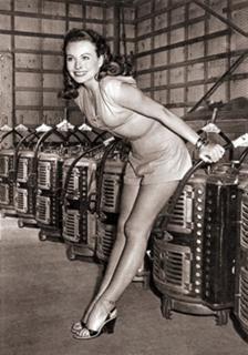 Jeanne Crain feet photo 15