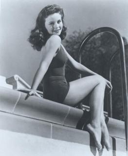Jeanne Crain feet photo 4
