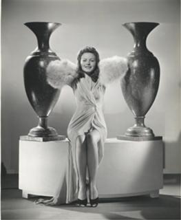 Jeanne Crain feet photo 3