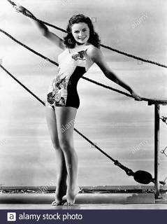 Jeanne Crain feet photo 15