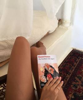 Jeanne Damas feet photo 8