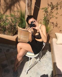 Jeanne Damas feet photo 7