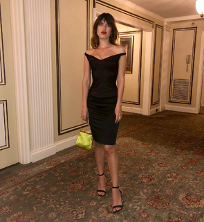 Jeanne Damas feet photo 4